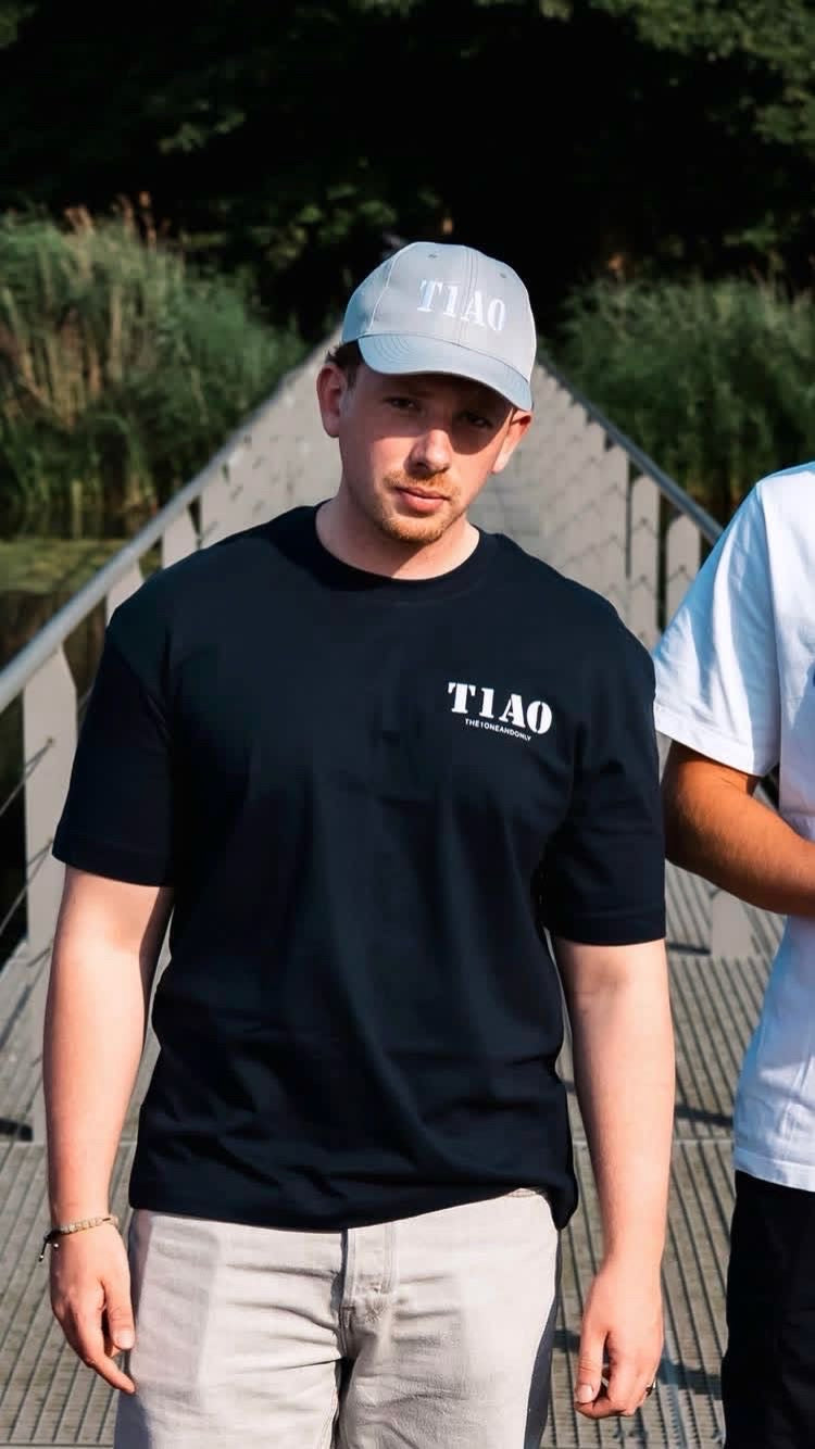 Cap